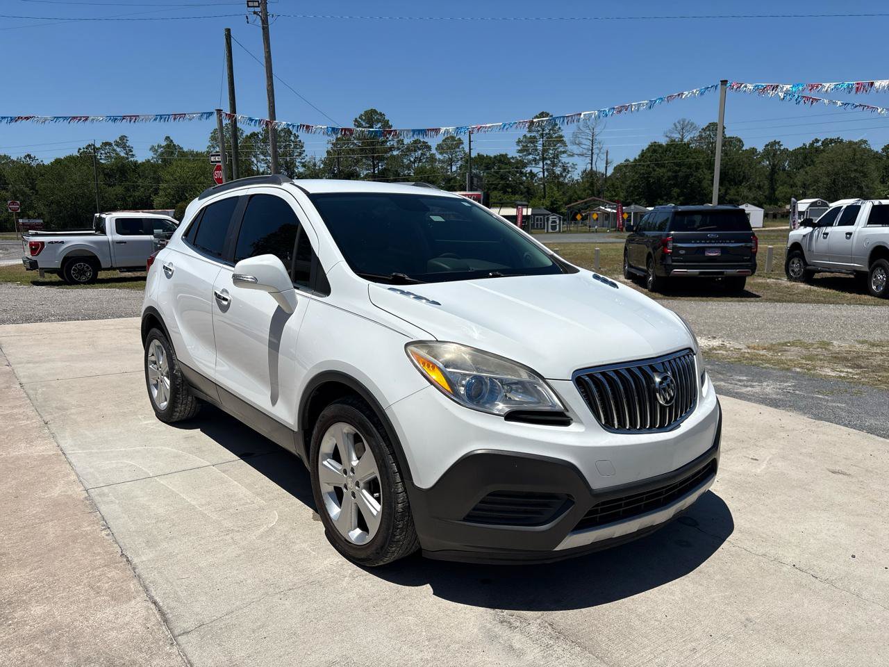 Used 2016 Buick Encore FWD image 3