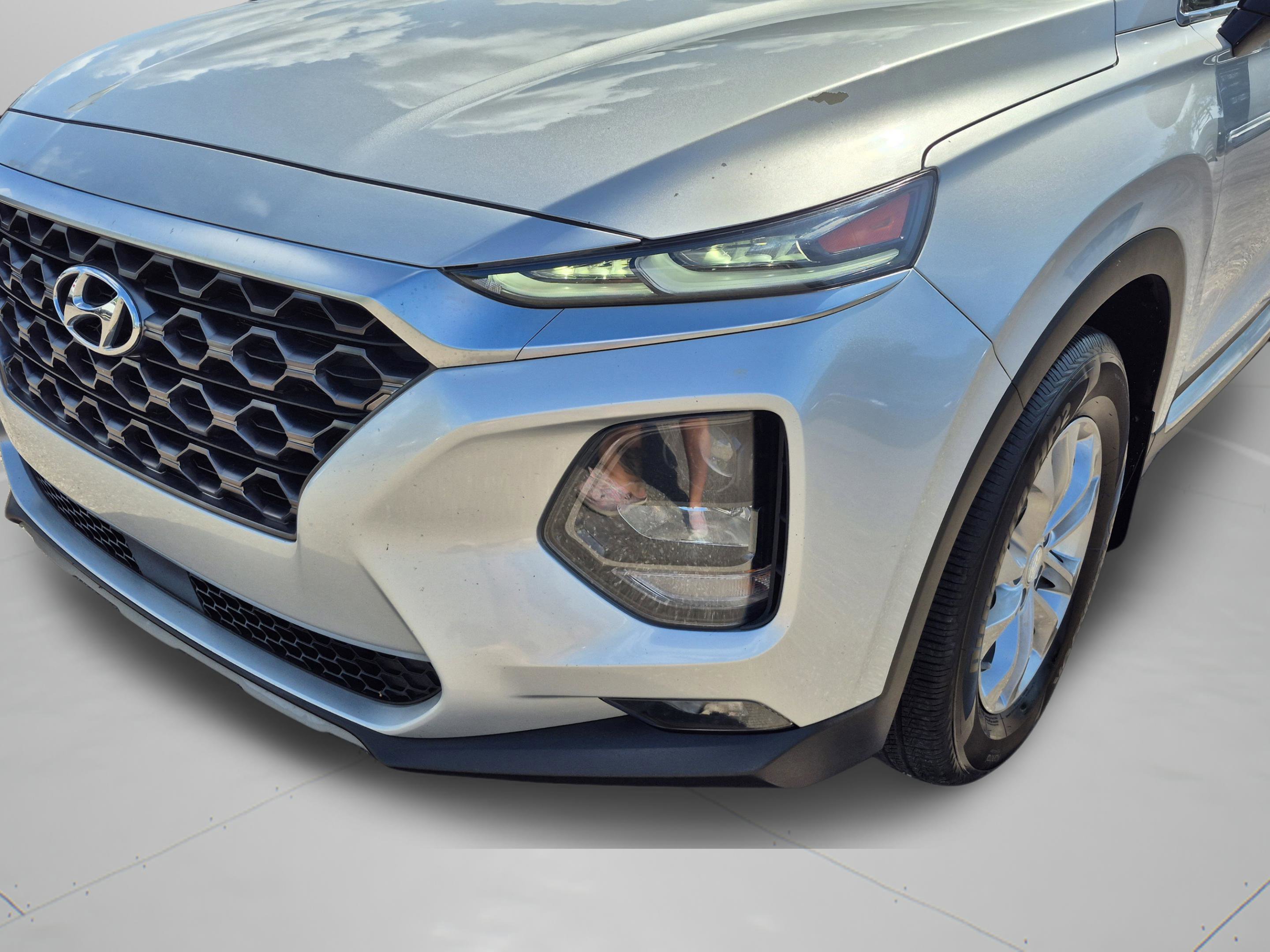 Used 2019 Hyundai Santa Fe SEL FWD image 34