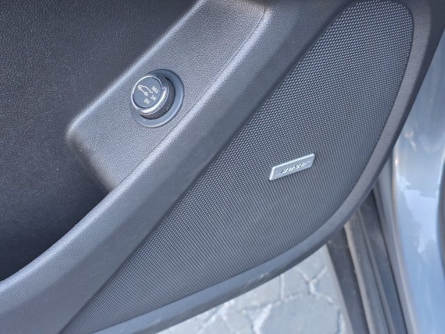 Certified 2021 Chevrolet Traverse LT w/ LT Premium Package FWD image 12