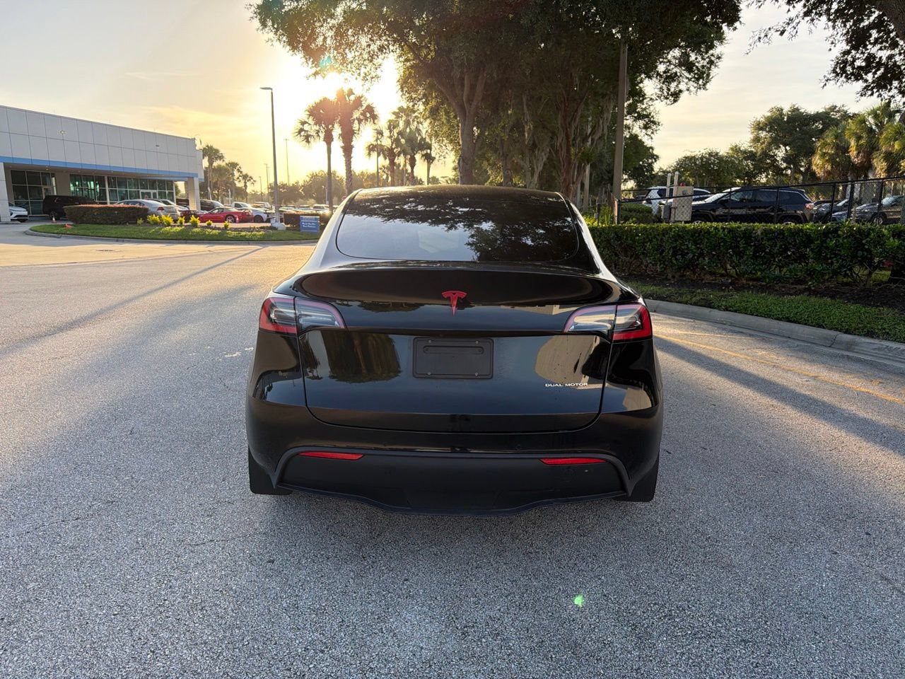 Used 2021 Tesla Model Y Long Range AWD/4WD image 4