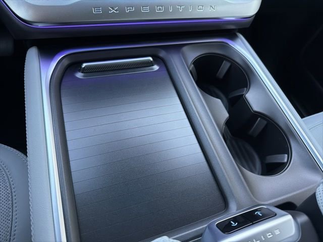 New 2025 Ford Expedition Max Platinum w/ Platinum Ultimate Package image 22