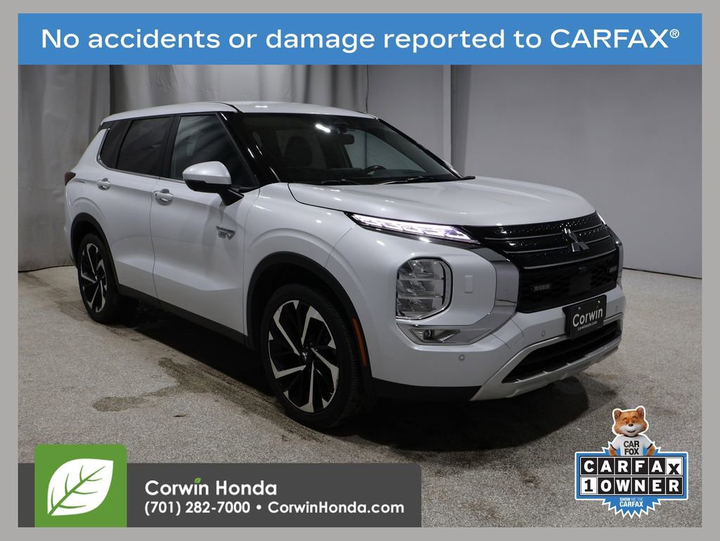 Used 2024 Mitsubishi Outlander SE