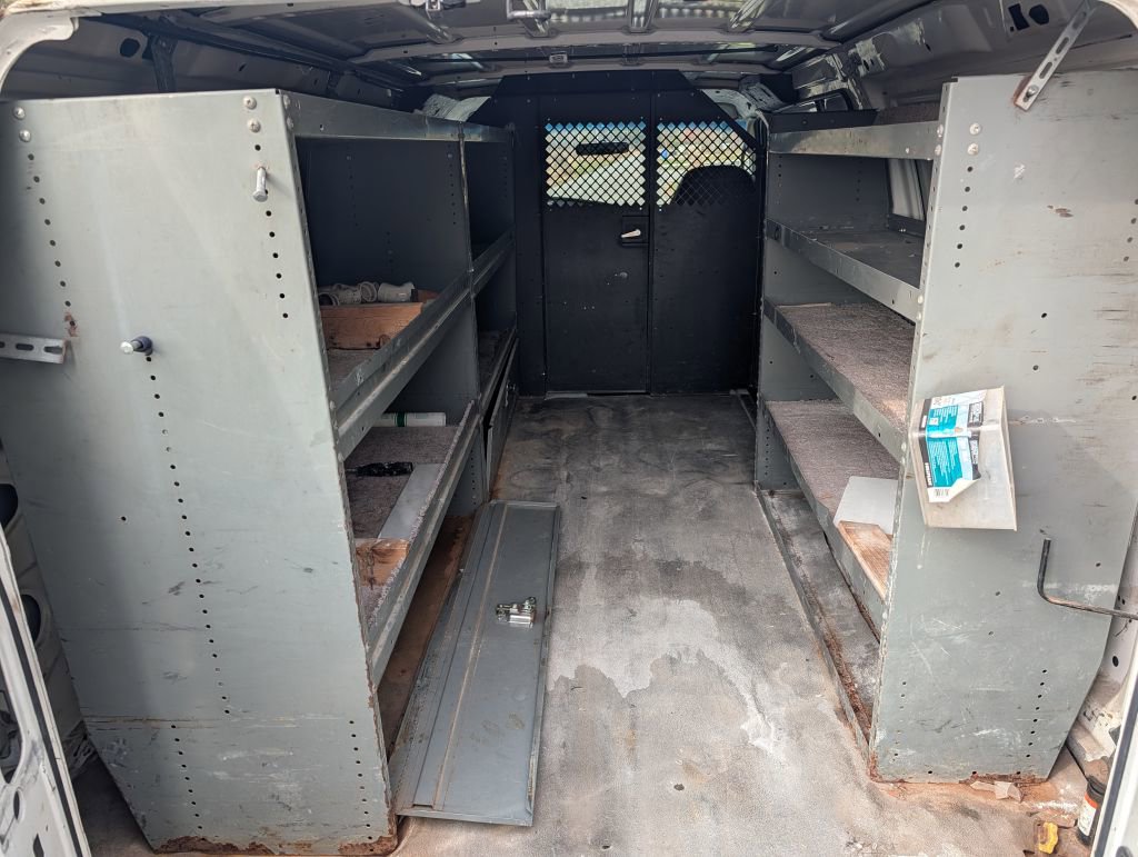 Used 2008 Ford E-150 and Econoline 150 image 13