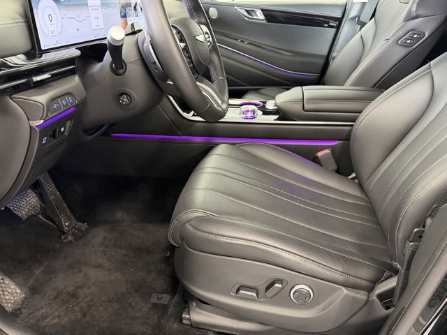 New 2025 Genesis GV80 2.5T Standard image 12