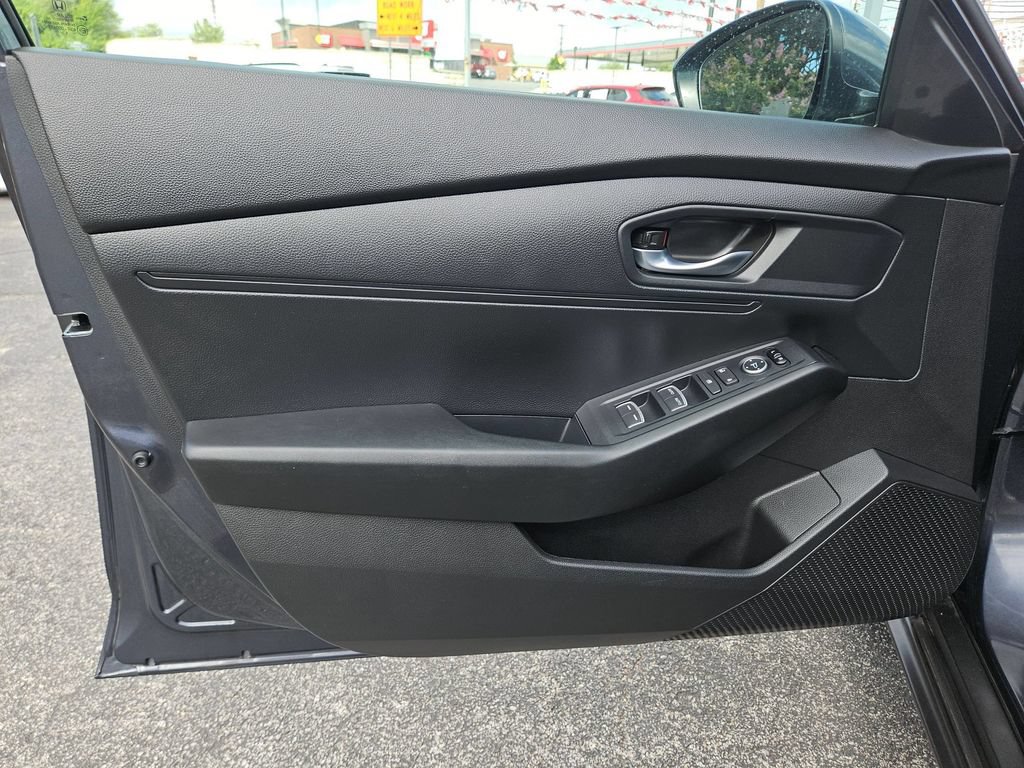 Used 2025 Honda Accord LX image 14