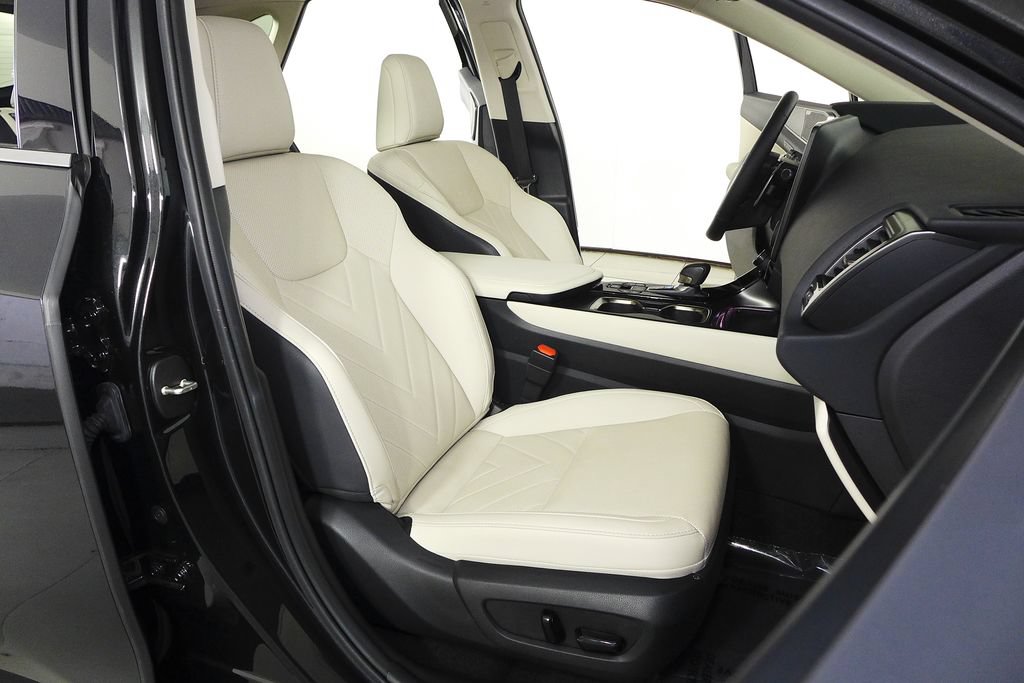 Used 2025 Lexus NX 450h+ AWD w/ Accessory Package (Z1) image 19