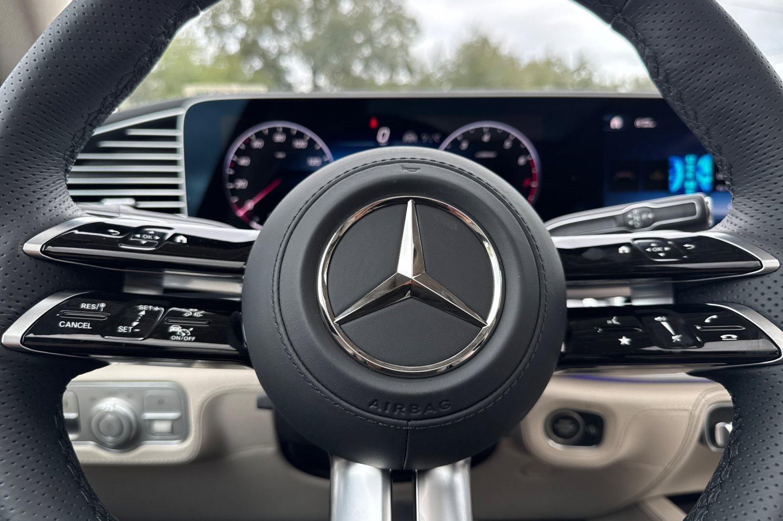 New 2026 Mercedes-Benz GLS 450 4MATIC image 30
