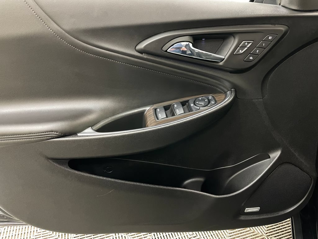 Used 2023 Chevrolet Malibu LT w/ Driver Confidence Package FWD image 24