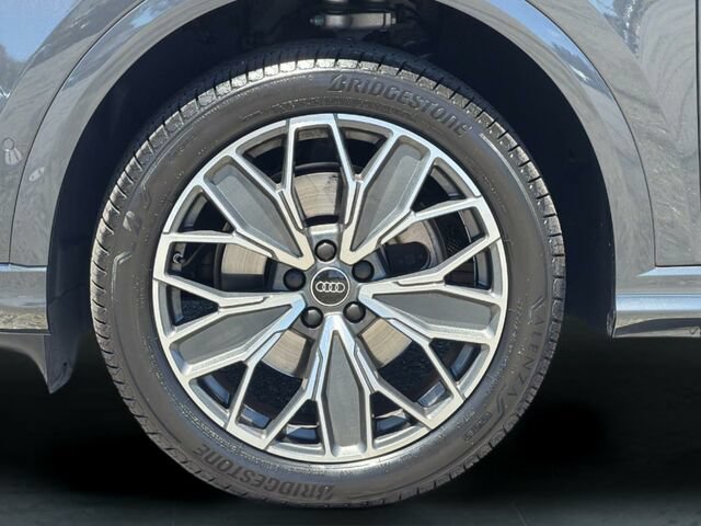 Used 2025 Audi Q5 Premium Plus AWD/4WD image 35