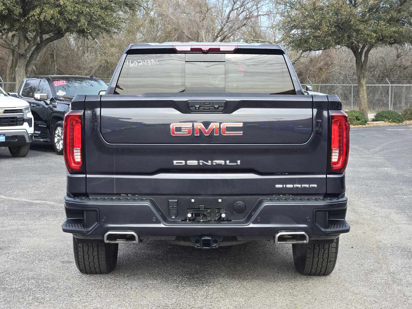 Certified 2022 GMC Sierra 1500 Denali image 6