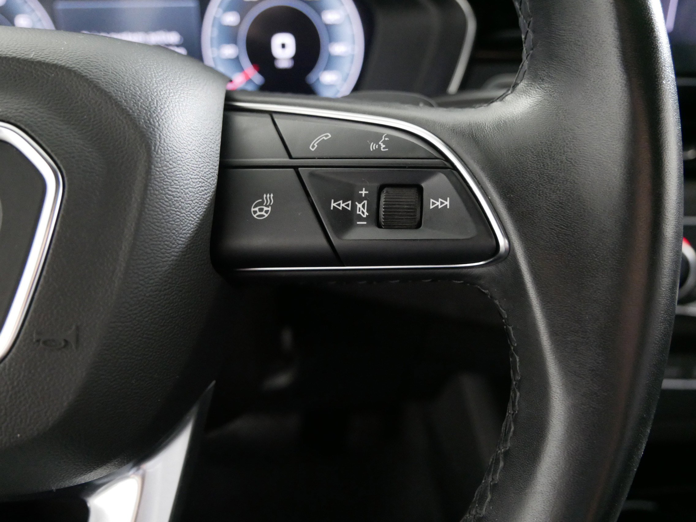 Used 2024 Audi A4 2.0T Premium Plus image 28