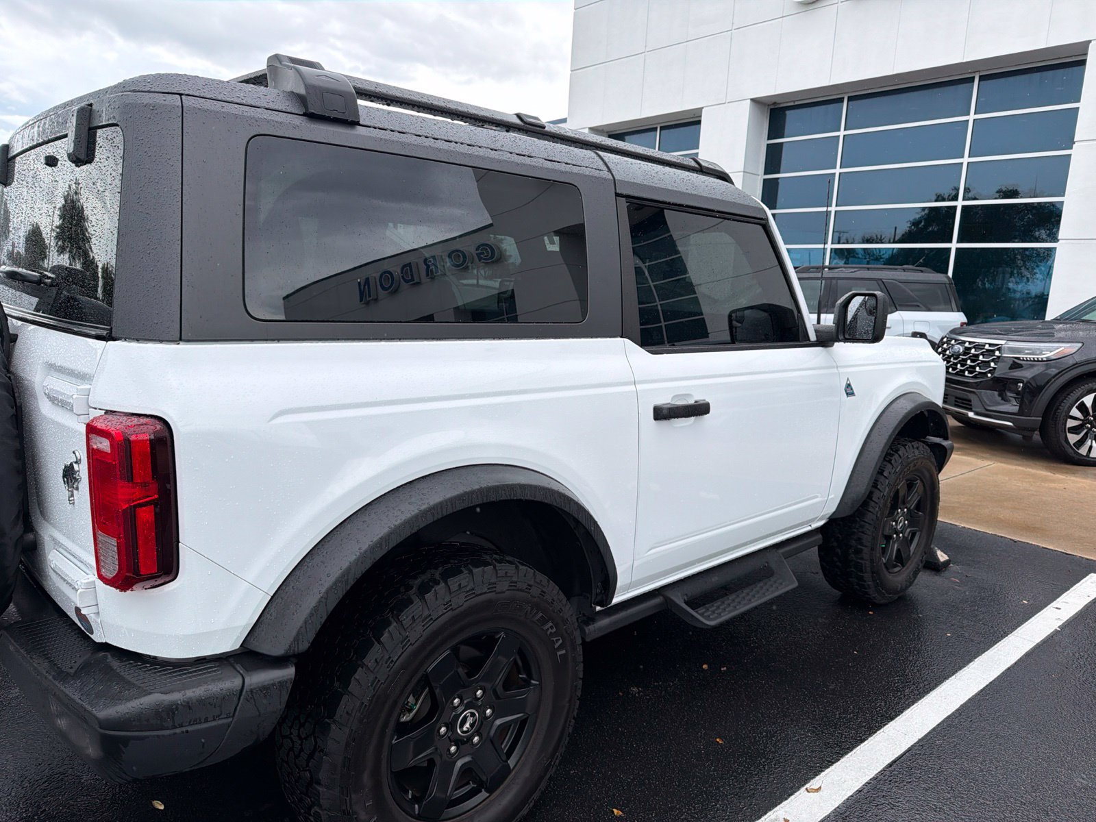 Certified 2024 Ford Bronco Black Diamond AWD/4WD image 3