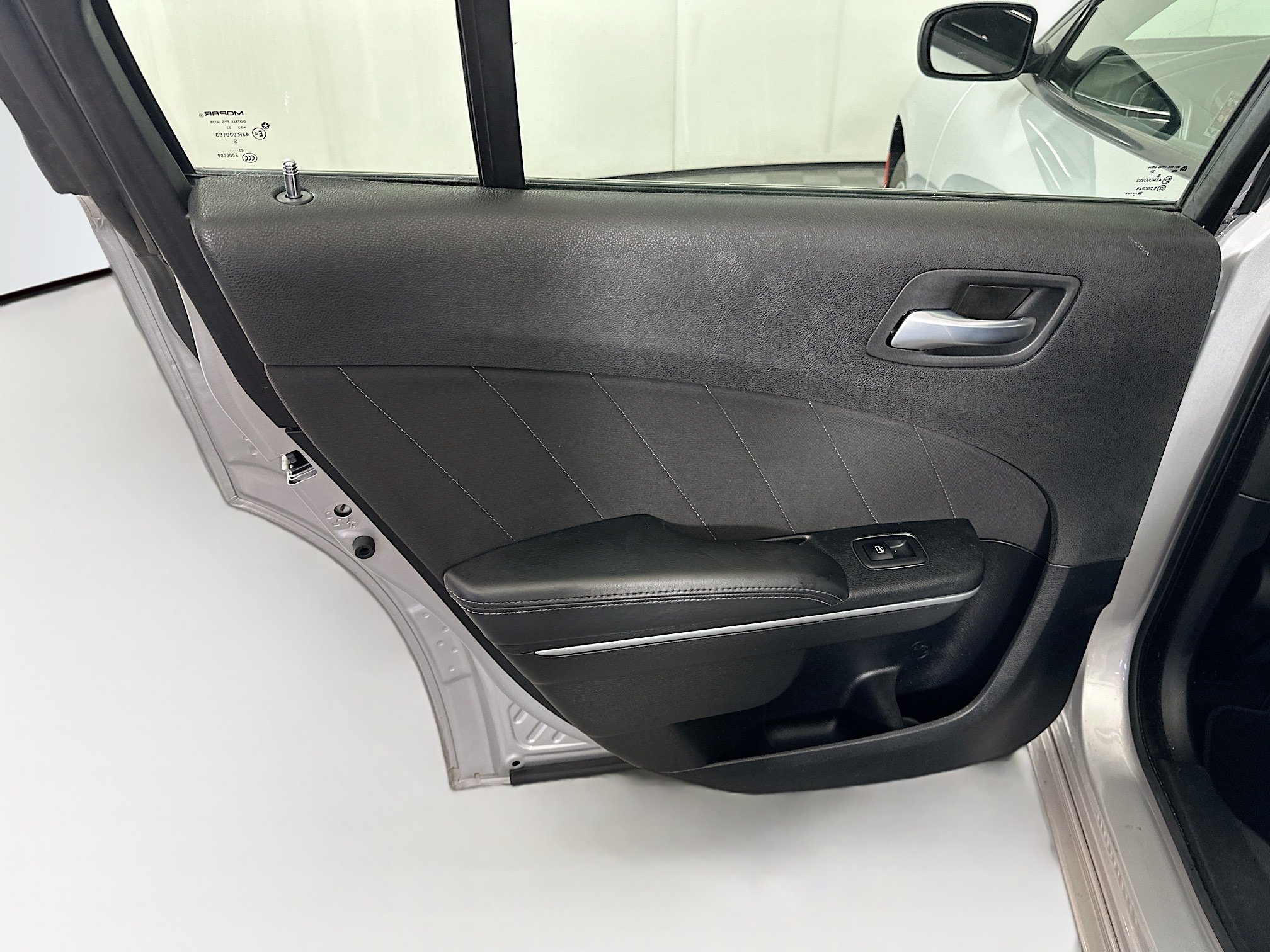 Used 2022 Dodge Charger SXT RWD image 24