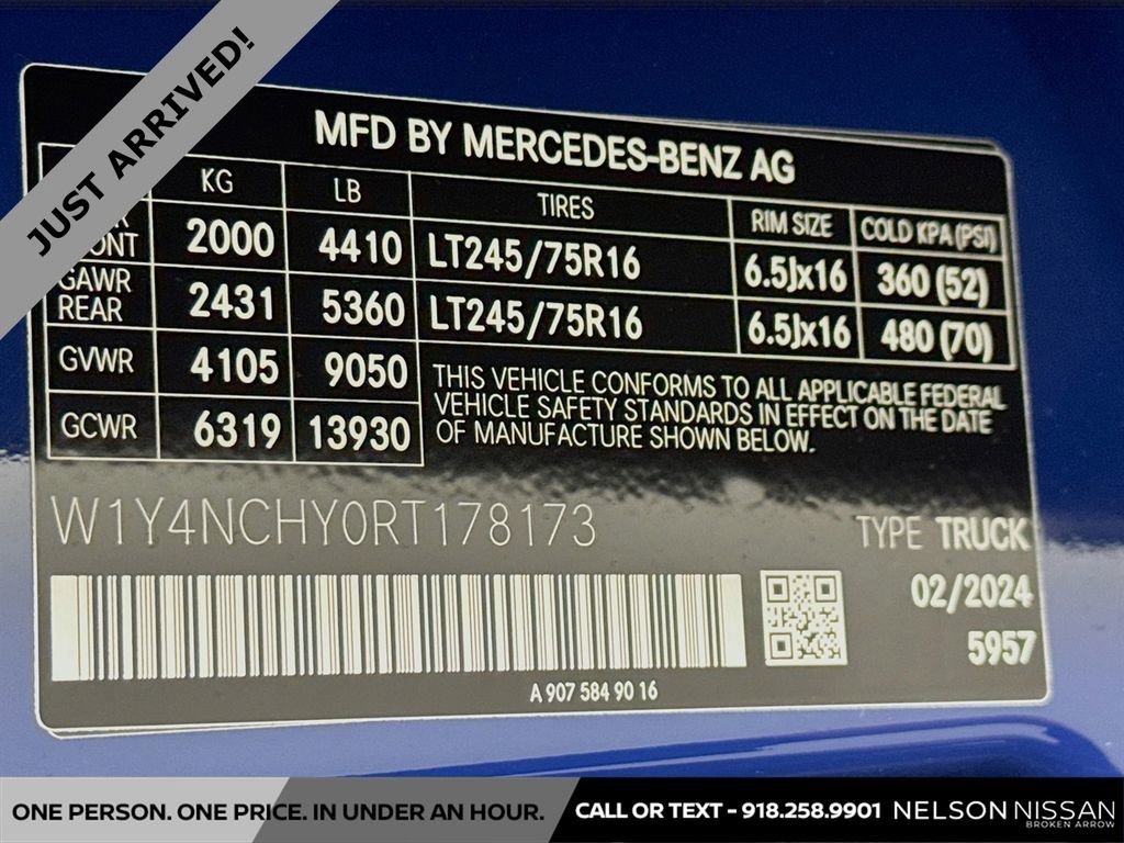 Used 2024 Mercedes-Benz Sprinter 2500 image 29