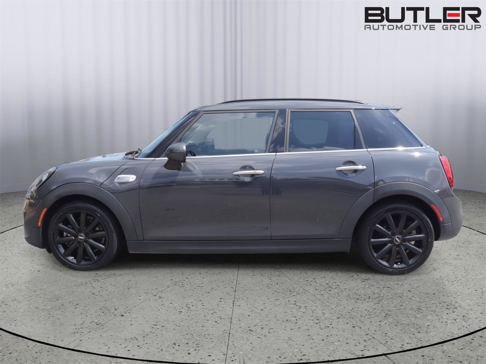 Used 2019 MINI Cooper S FWD image 3