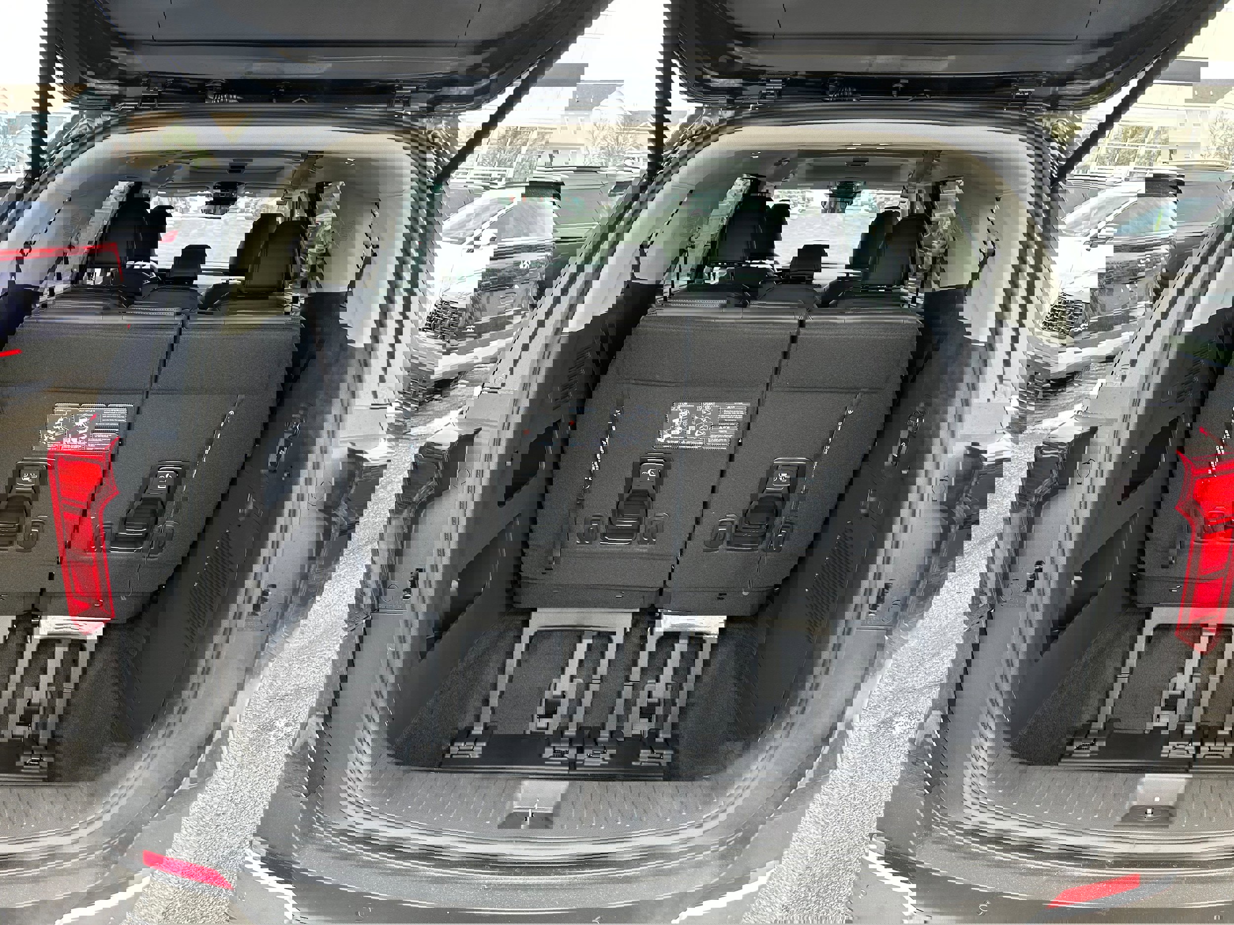 New 2026 Kia Carnival SX image 11