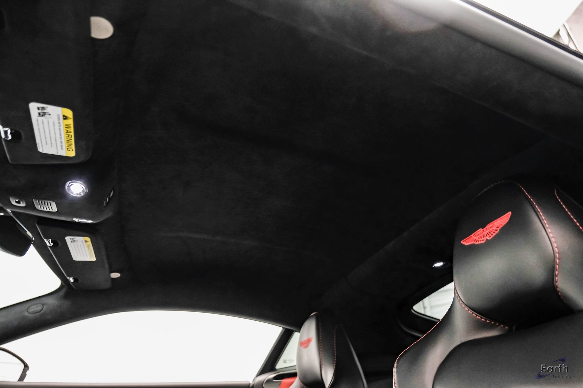 Used 2023 Aston Martin V12 Vantage RWD image 43