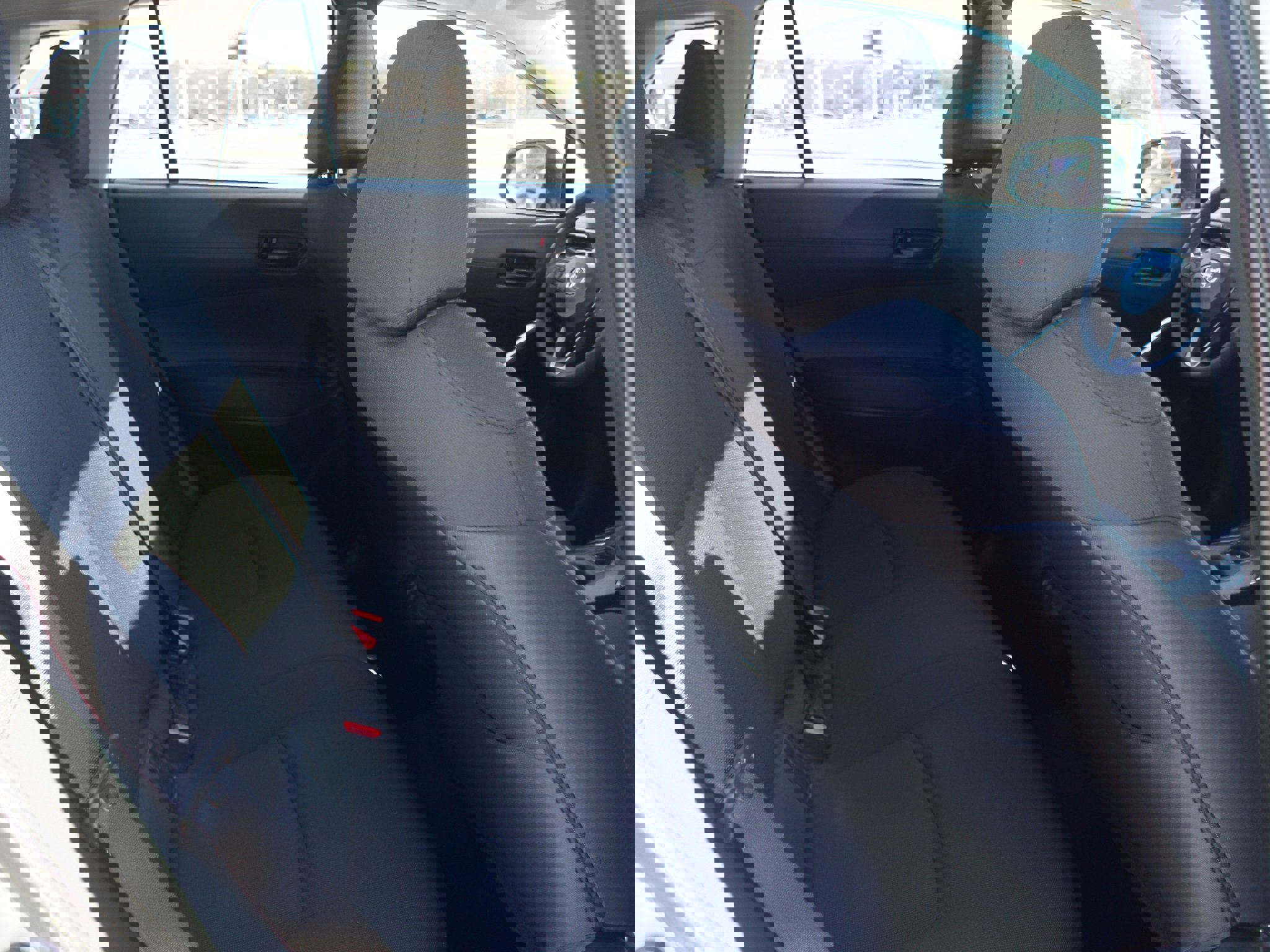 Used 2025 Toyota Corolla Cross LE image 21