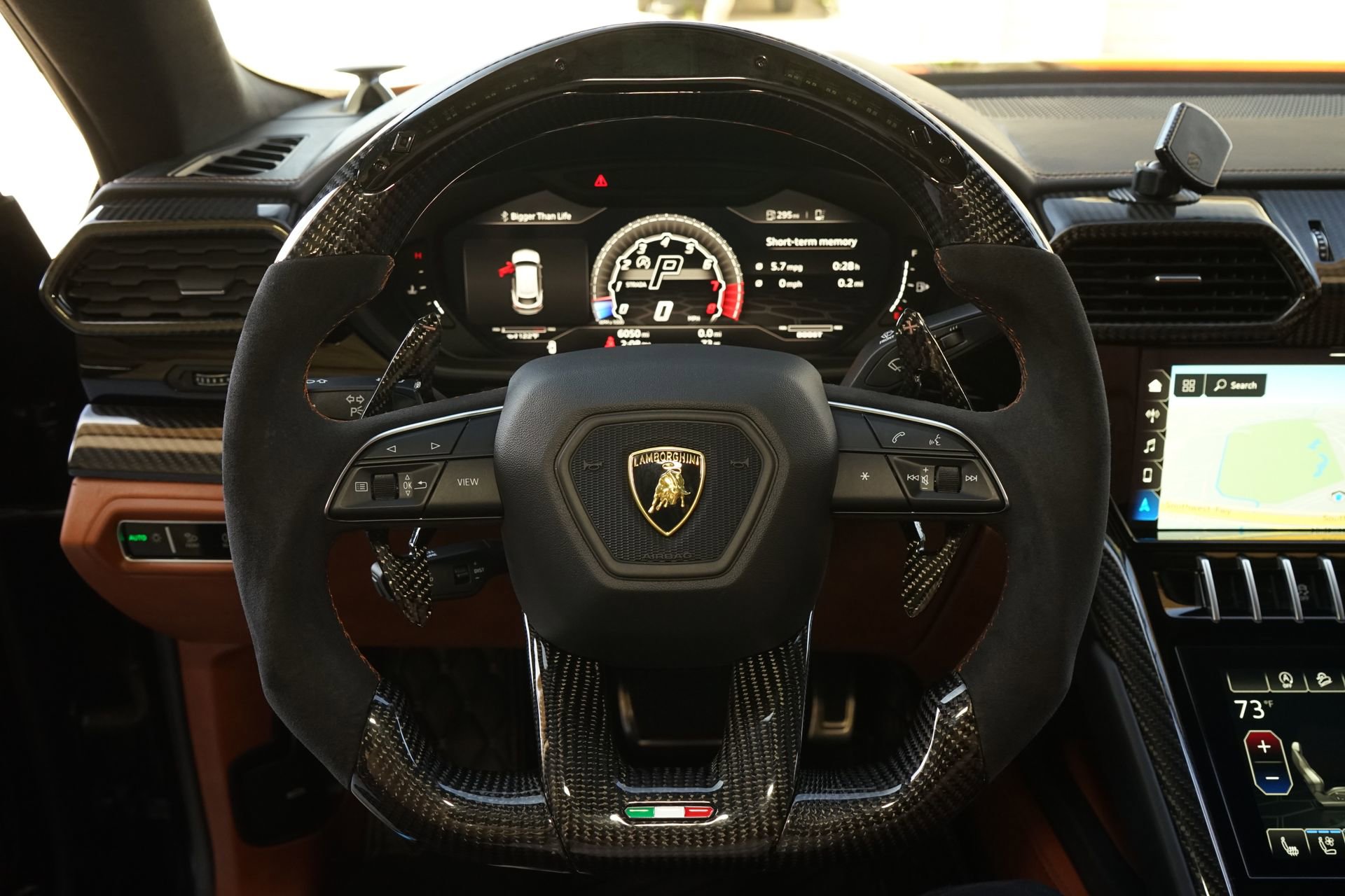Used 2021 Lamborghini Urus image 23