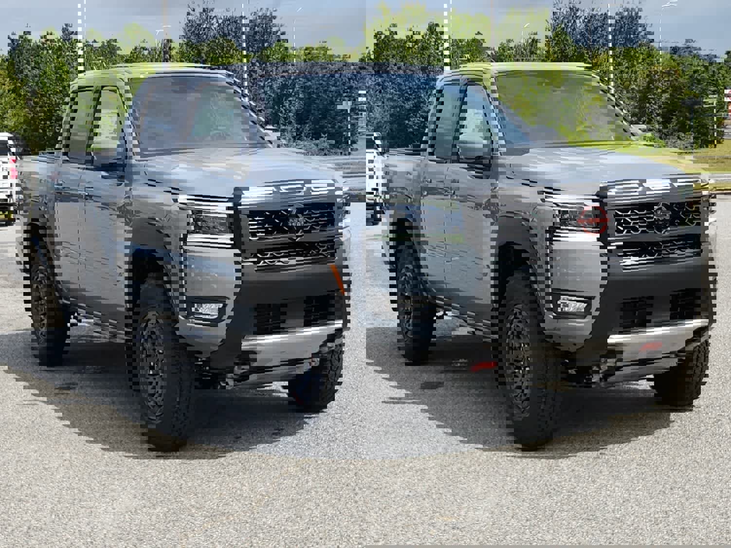 New 2025 Nissan Frontier PRO-4X AWD/4WD image 2