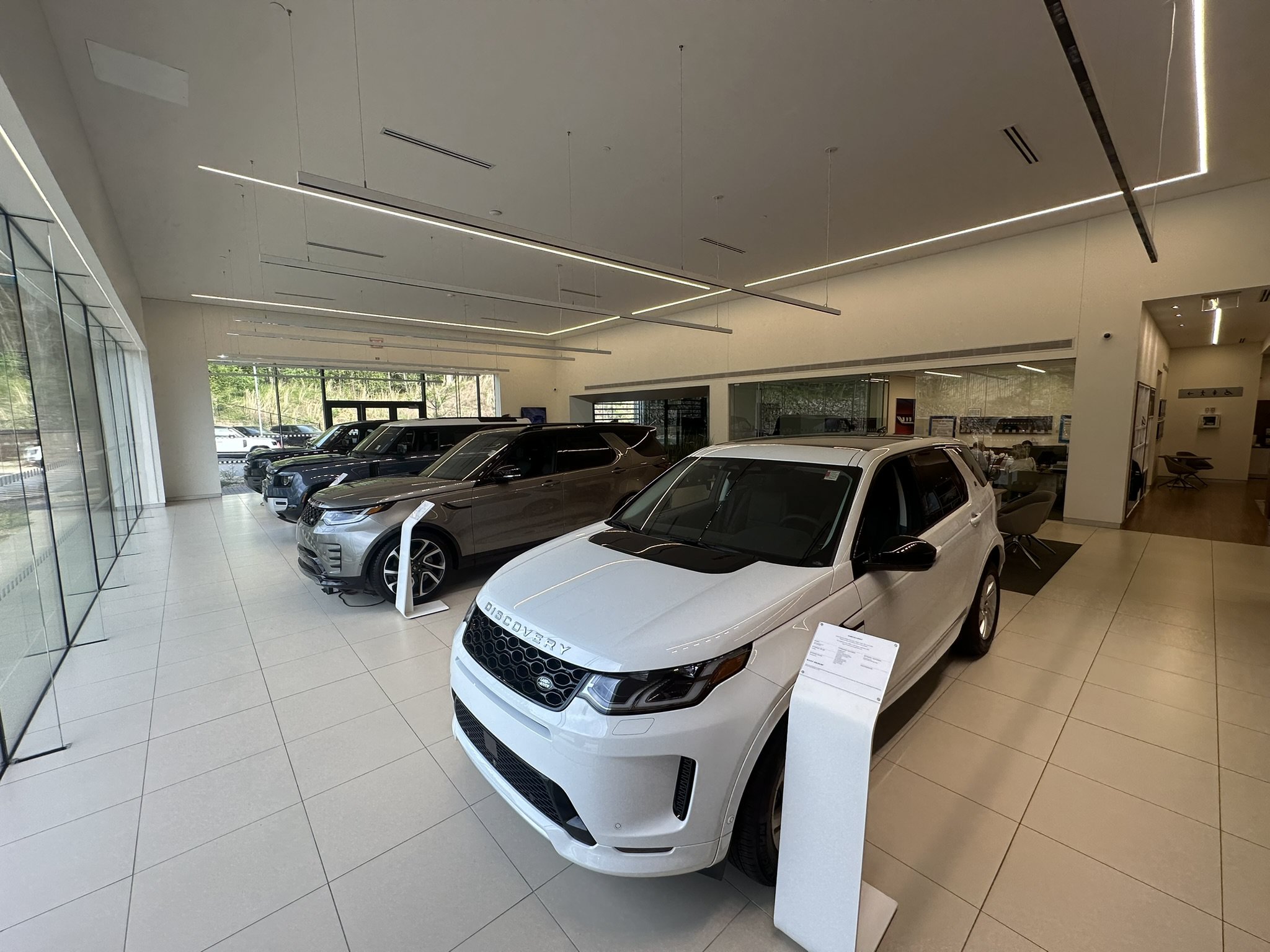 Used 2023 Ford Edge ST AWD/4WD image 40