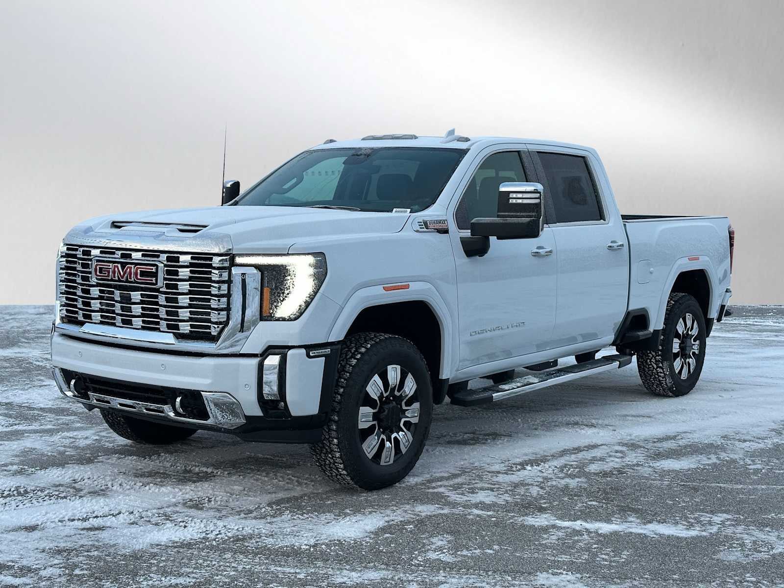 New 2026 GMC Sierra 3500 Denali w/ Denali Reserve Package AWD/4WD image 7