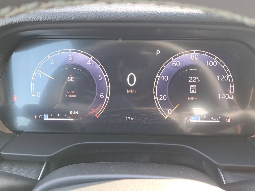 New 2026 Jeep Grand Cherokee Limited w/ Limited Altitude Package AWD/4WD image 21