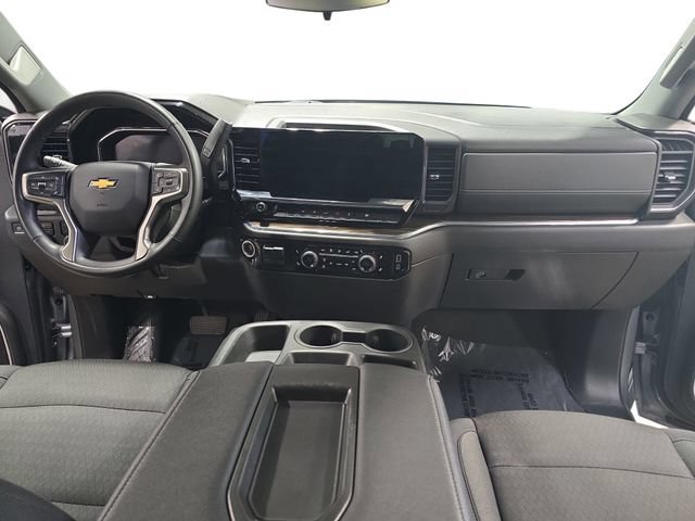 Used 2025 Chevrolet Silverado 1500 LT AWD/4WD image 13