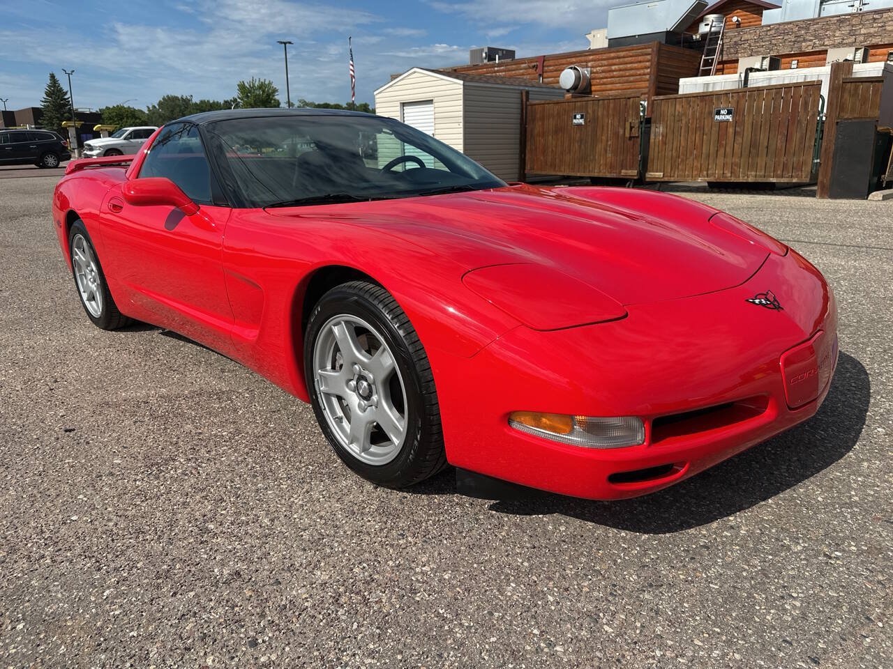 Used 1997 Chevrolet Corvette Coupe w/ Performance Handling Pkg RWD image 7