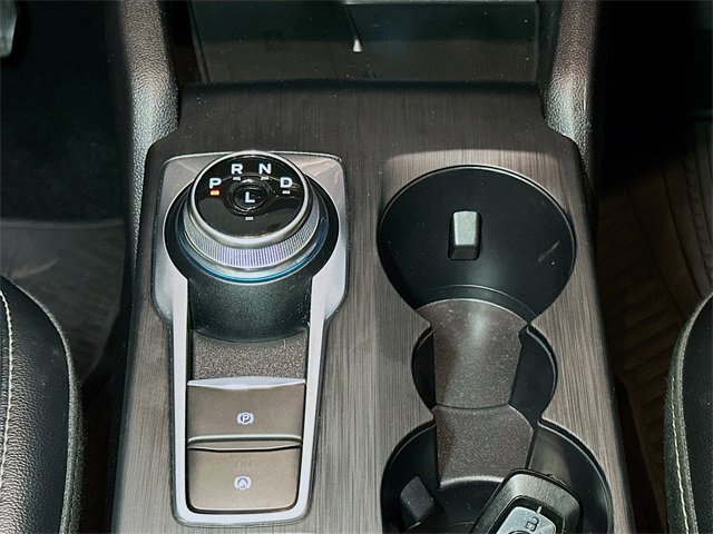 Certified 2022 Ford Escape Titanium w/ Titanium Elite Package image 32