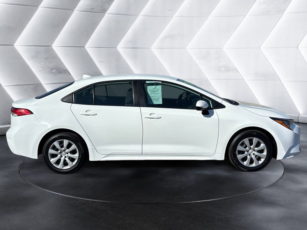 Used 2024 Toyota Corolla LE FWD image 6