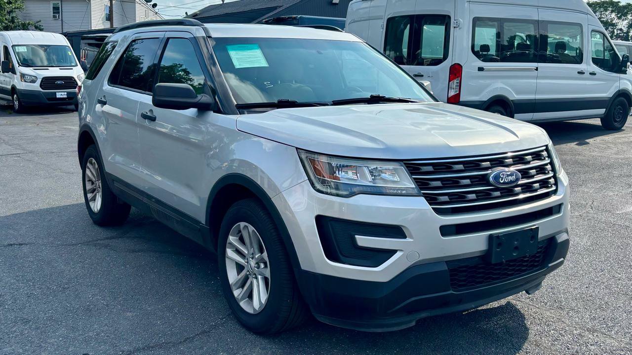 Used 2017 Ford Explorer 4WD image 4