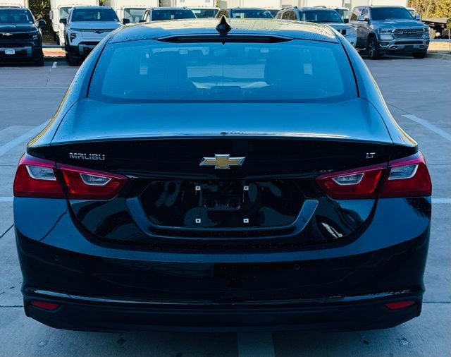 Used 2024 Chevrolet Malibu LT image 3