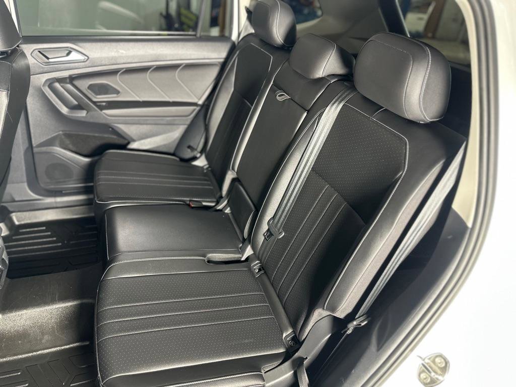 Used 2022 Volkswagen Tiguan SE image 28