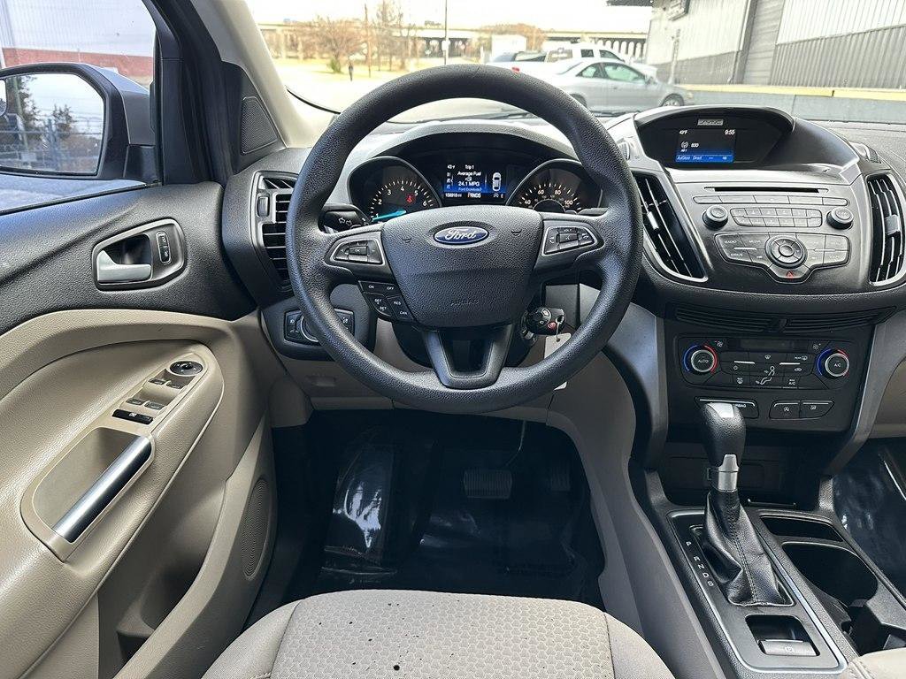 Used 2017 Ford Escape SE FWD image 36