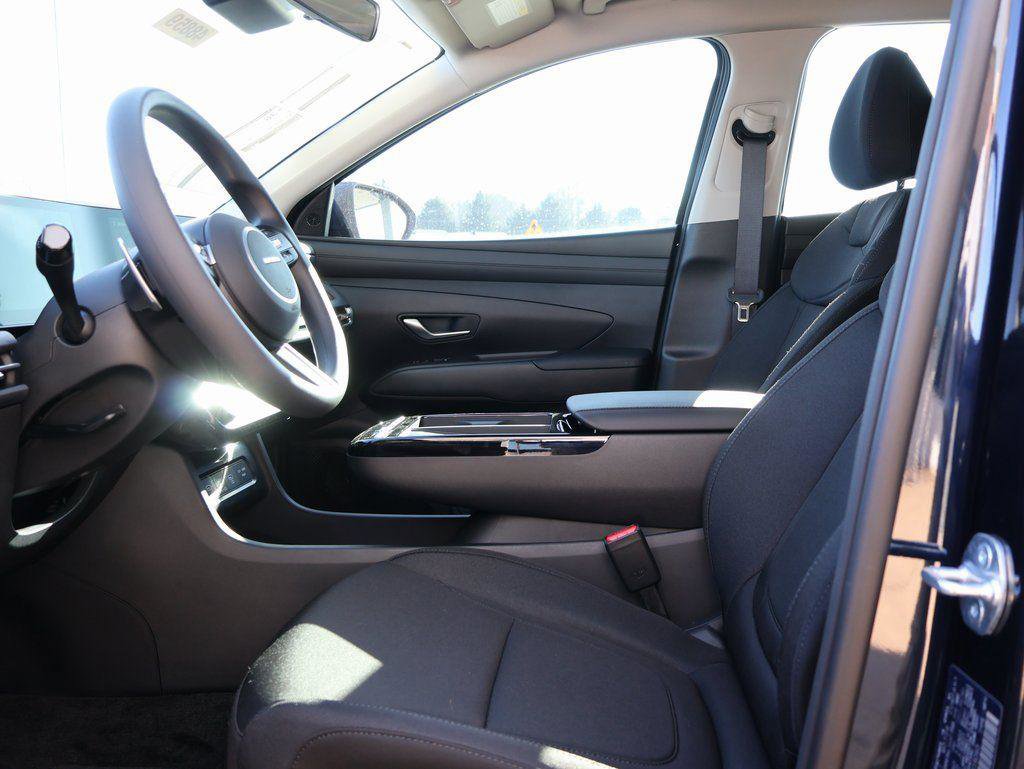 New 2026 Hyundai Tucson Blue SE image 23
