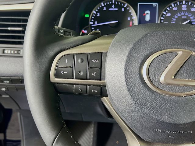 Used 2022 Lexus RX 350L Premium w/ Premium Package image 17