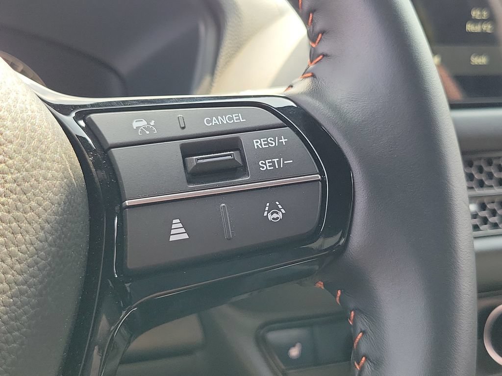 Certified 2026 Honda HR-V Sport image 24