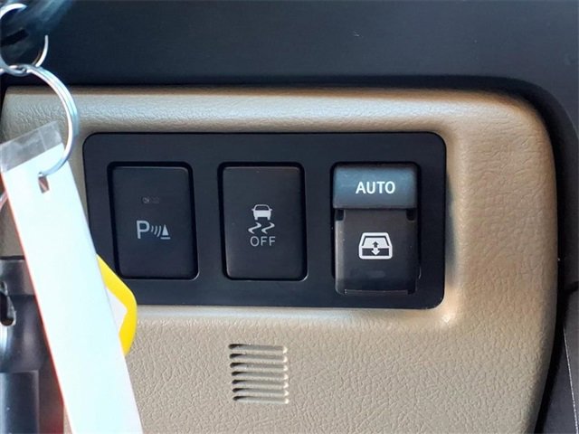 Used 2019 Toyota Sequoia Limited image 11