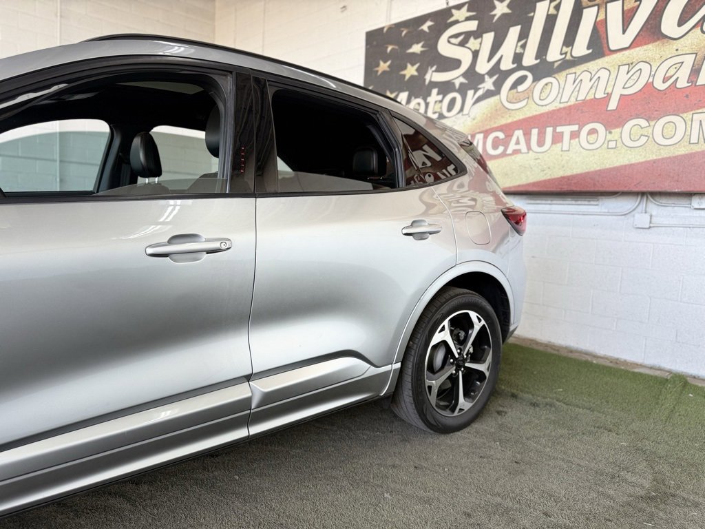 Used 2023 Ford Escape ST-Line Select w/ Tech Pack #2 image 9