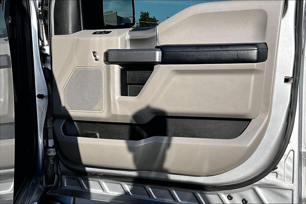Used 2020 Ford F150 XLT w/ Equipment Group 302A Luxury RWD image 22