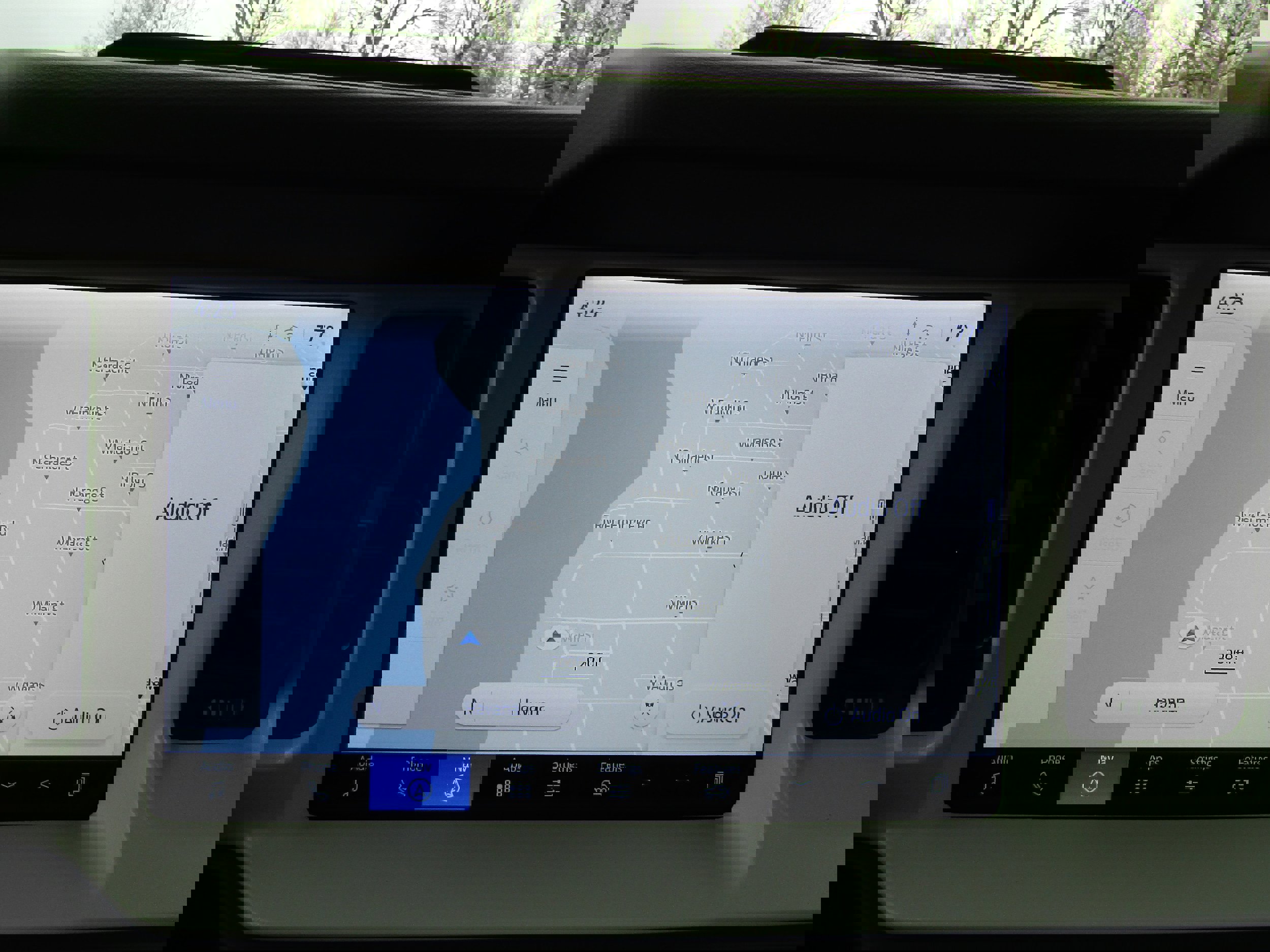 Used 2025 Ford Bronco Heritage Edition image 36