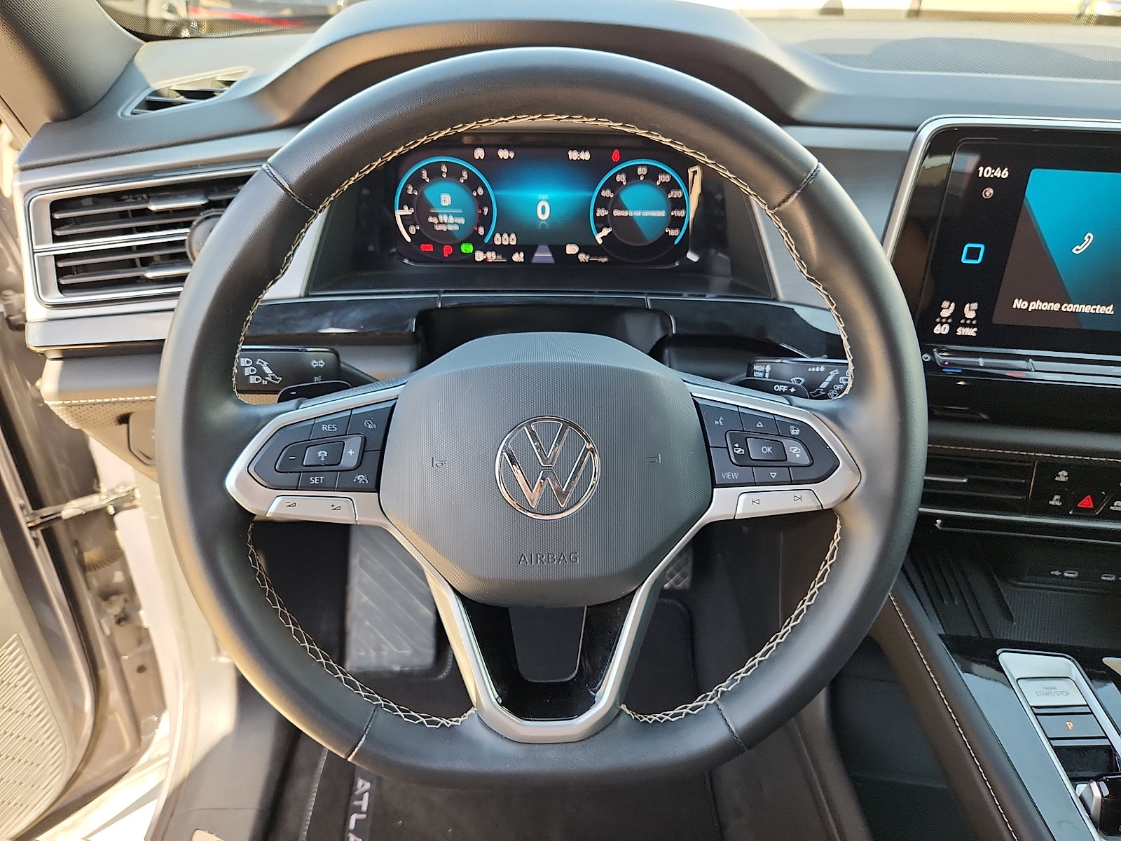 Certified 2025 Volkswagen Atlas Cross Sport SE FWD image 16