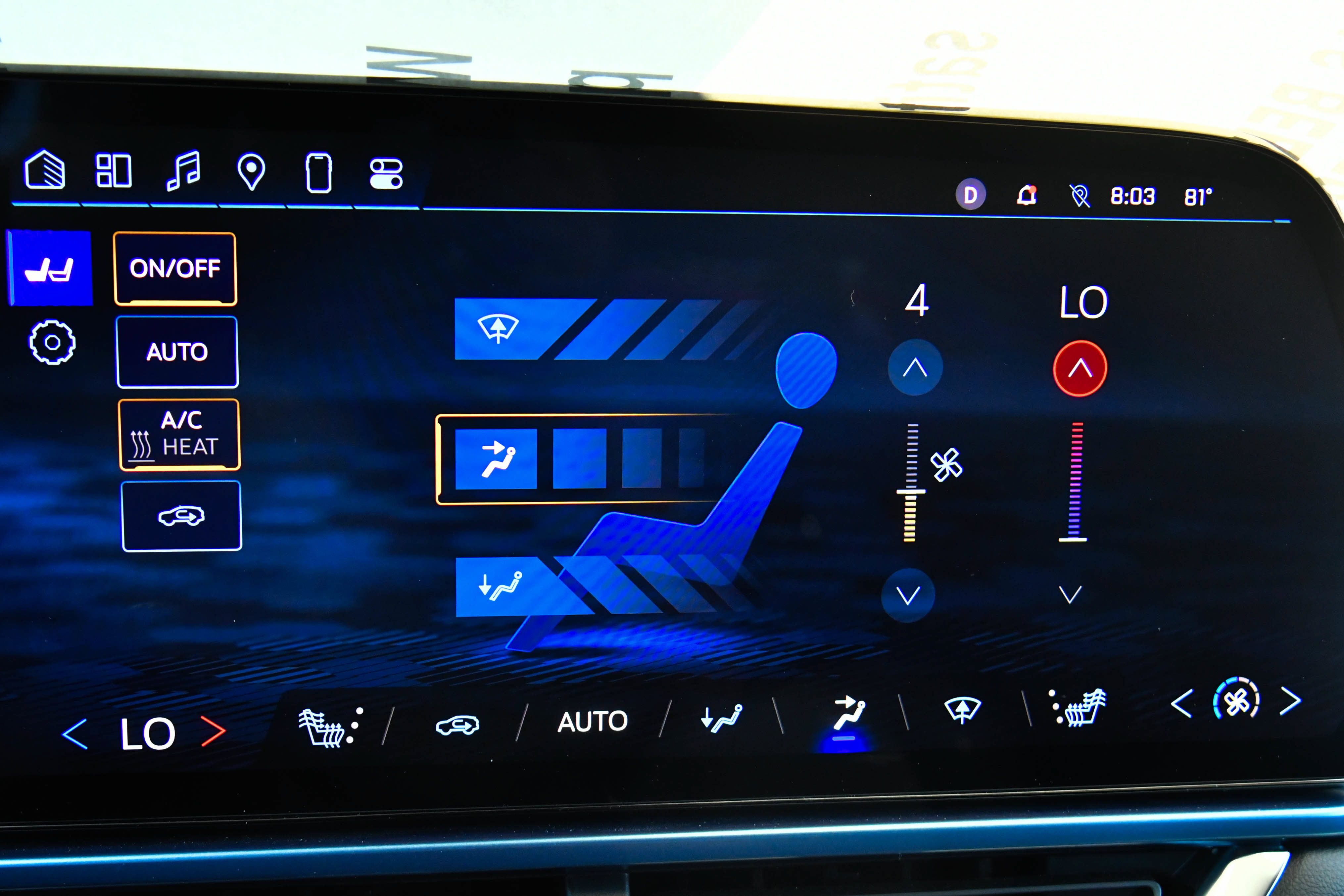 Used 2025 Chevrolet Equinox EV LT FWD image 33