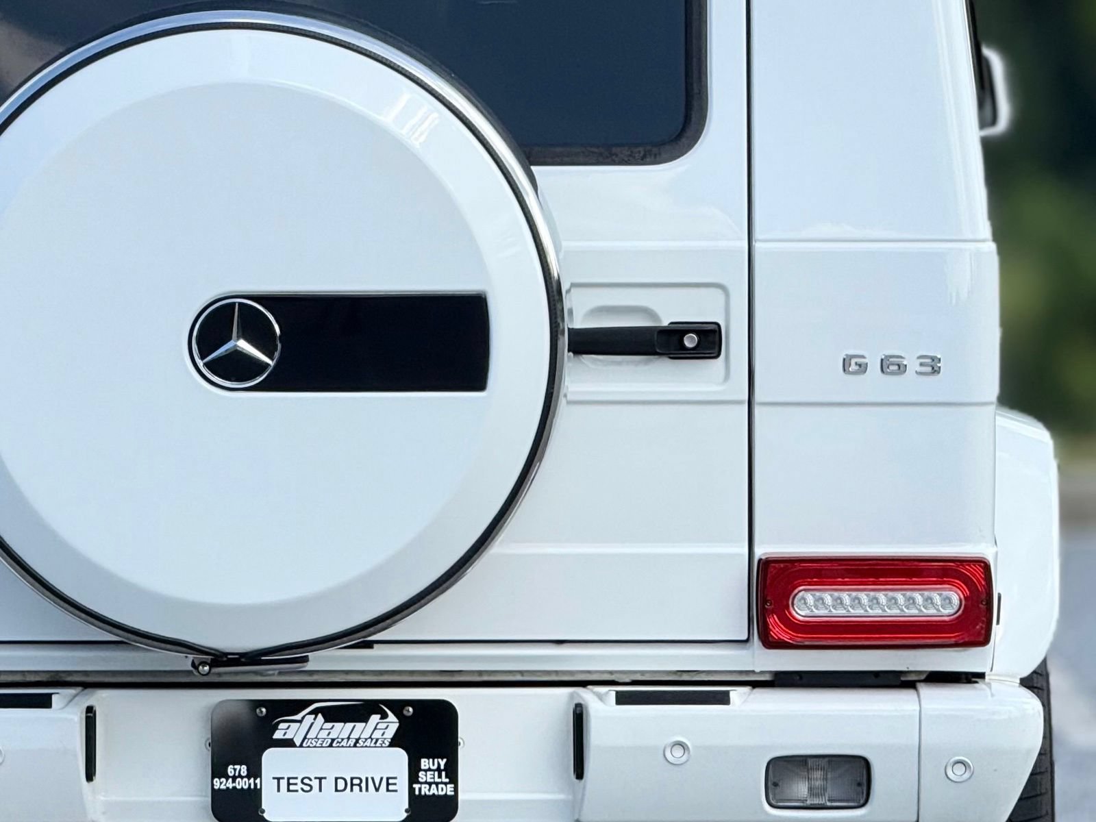 Used 2017 Mercedes-Benz G 63 AMG 4MATIC image 17