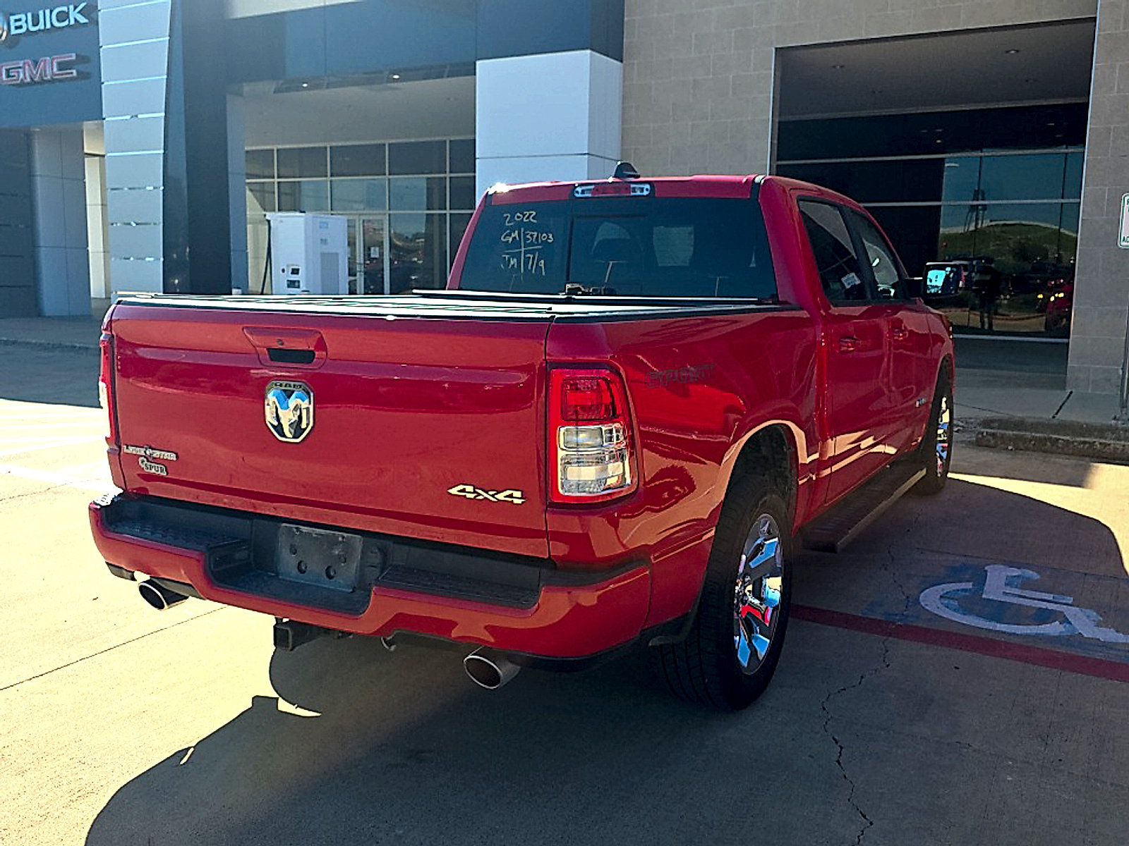 Used 2022 RAM 1500 Lone Star AWD/4WD image 11