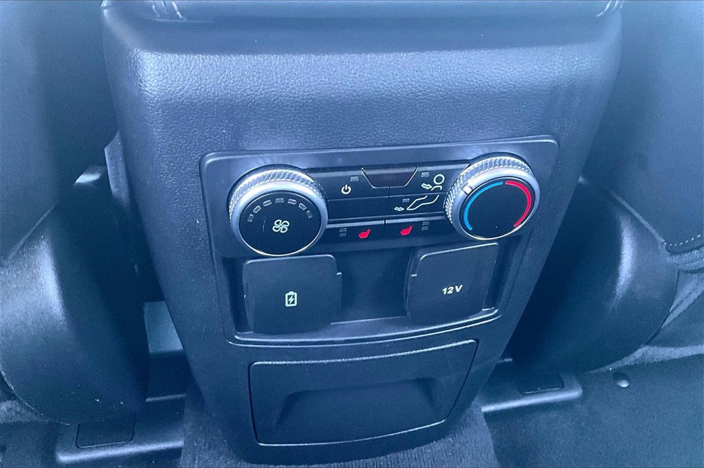 Used 2024 Ford Explorer Limited image 34