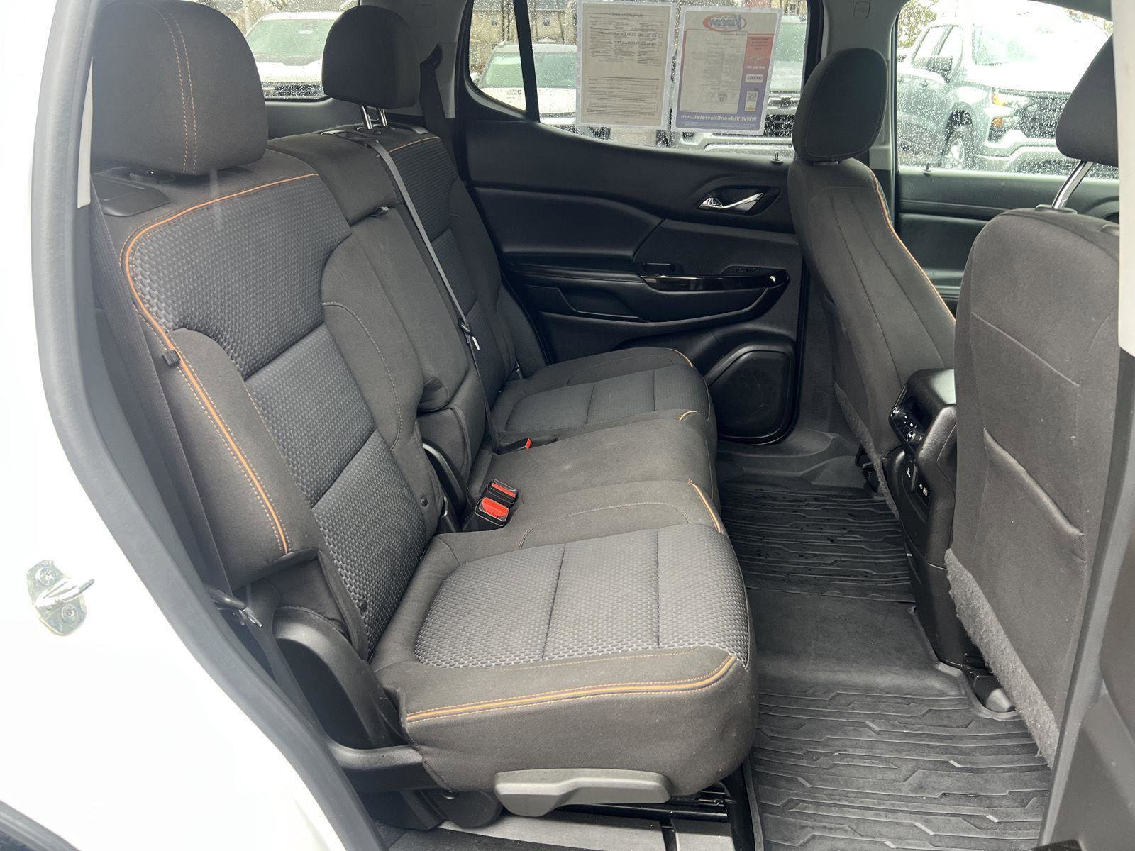 Used 2020 GMC Acadia AT4 w/ Driver Alert Package II image 19