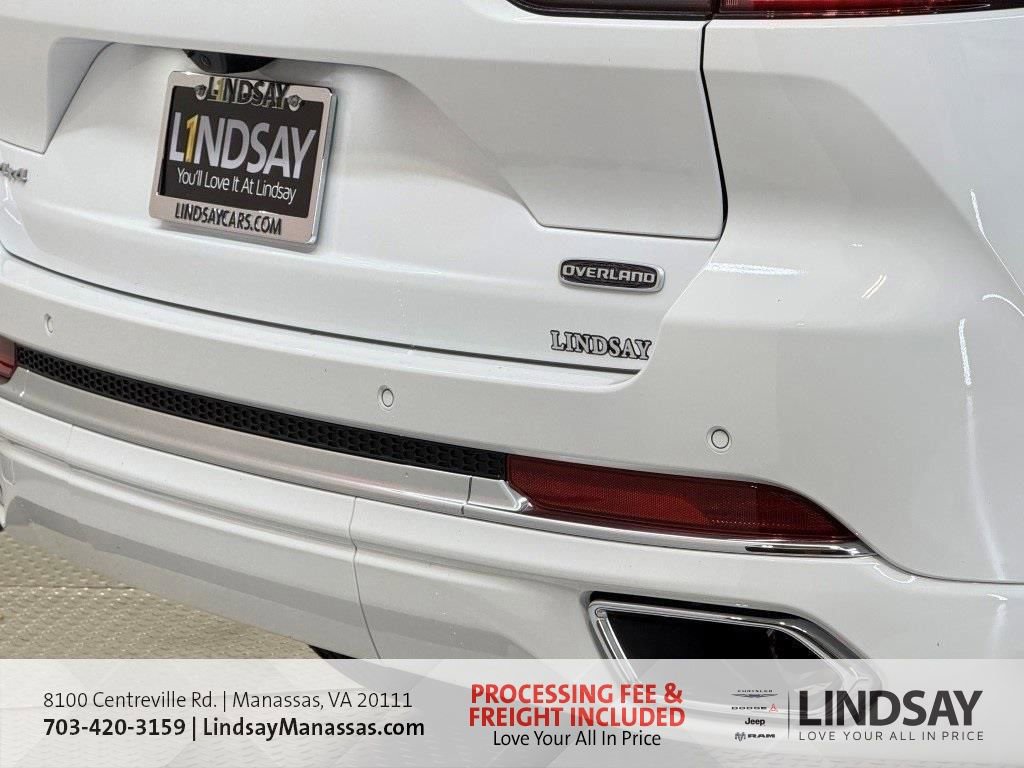 New 2025 Jeep Grand Cherokee Overland w/ Adv Protech Group III AWD/4WD image 10