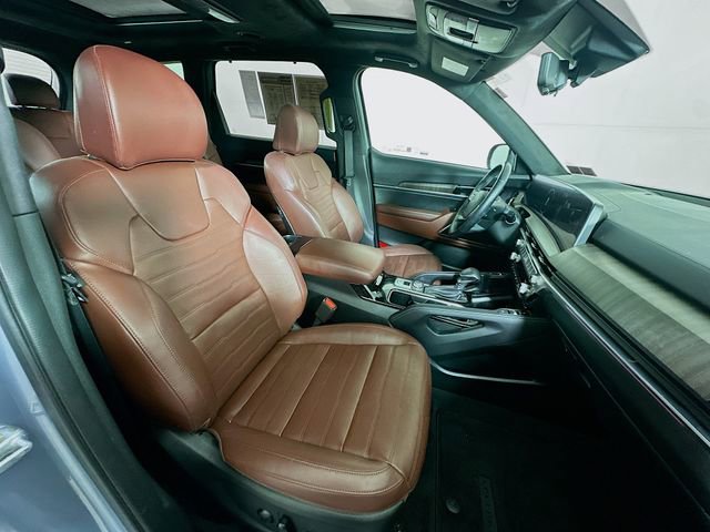 Used 2023 Kia Telluride SX Prestige AWD/4WD image 31